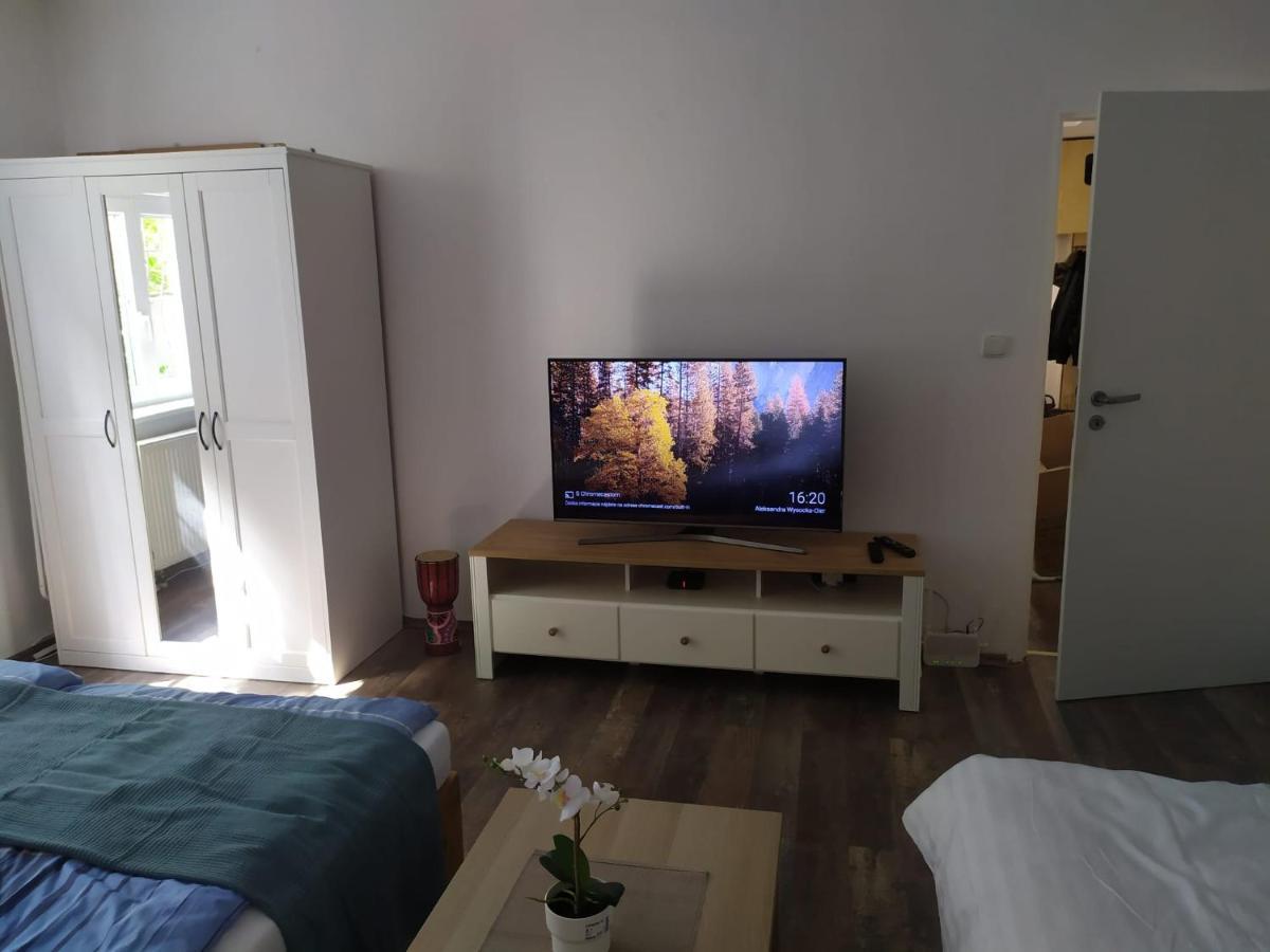 Pisqor Apartment - Self Check-In Bratislava Luaran gambar