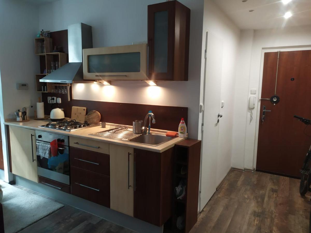 Pisqor Apartment - Self Check-In Bratislava Luaran gambar