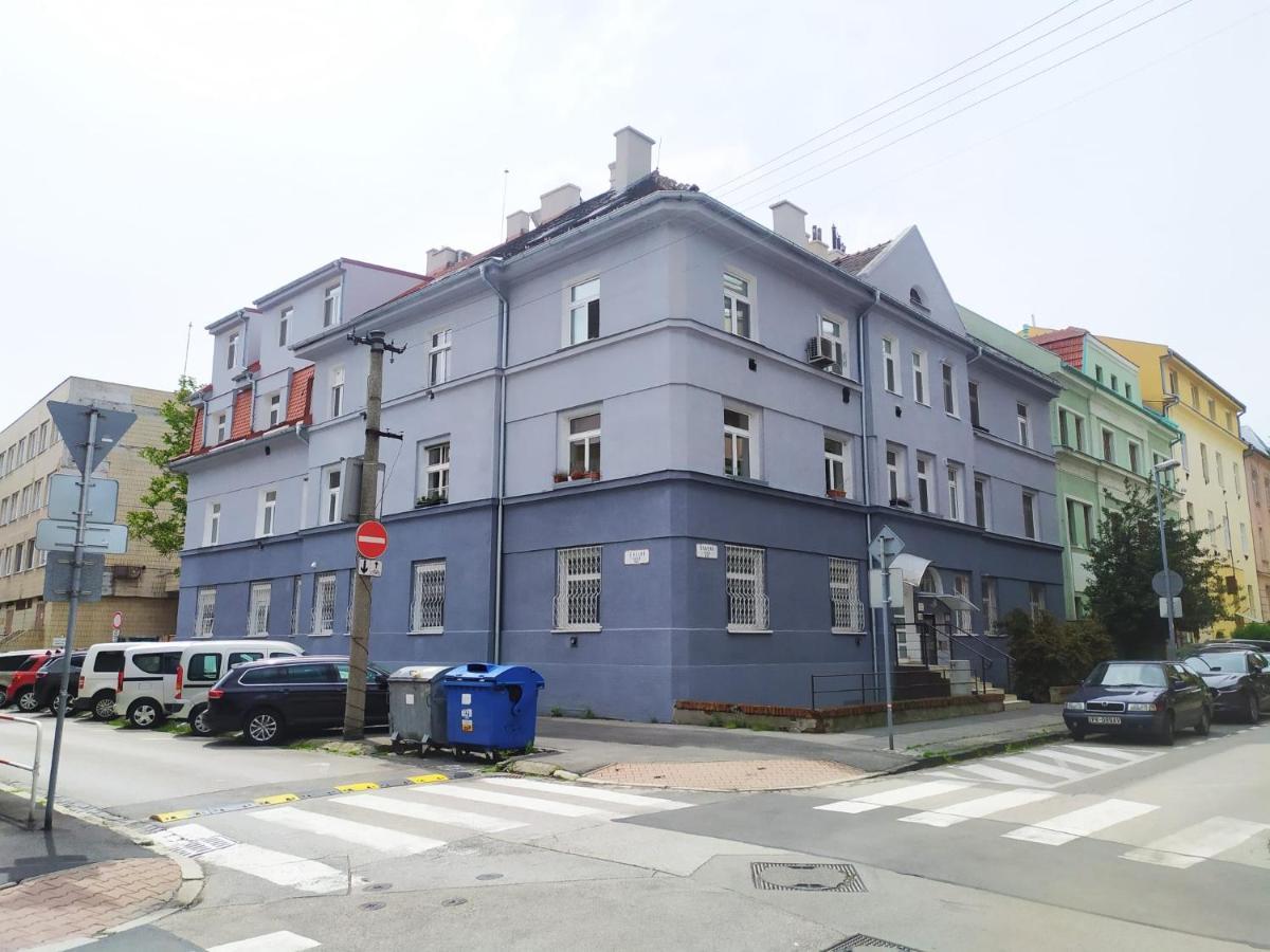 Pisqor Apartment - Self Check-In Bratislava Luaran gambar