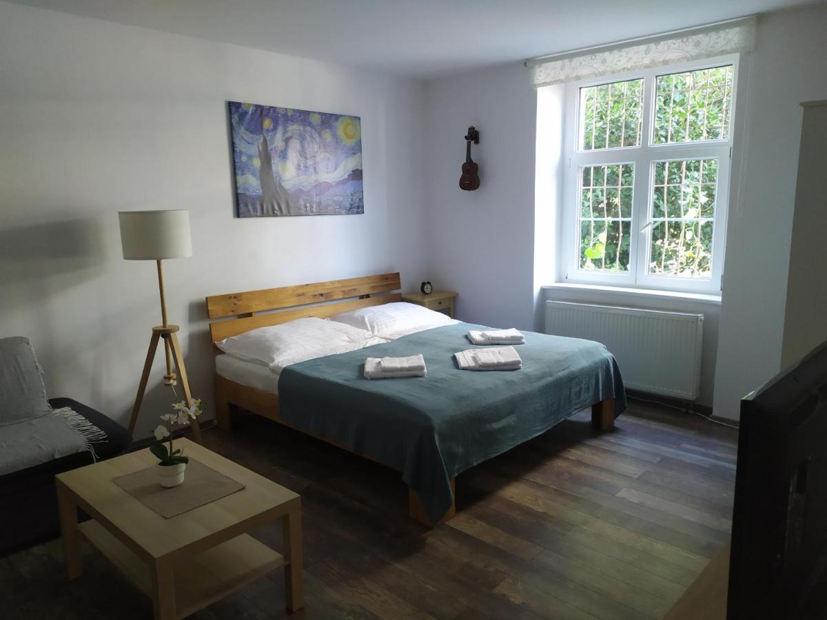 Pisqor Apartment - Self Check-In Bratislava Luaran gambar